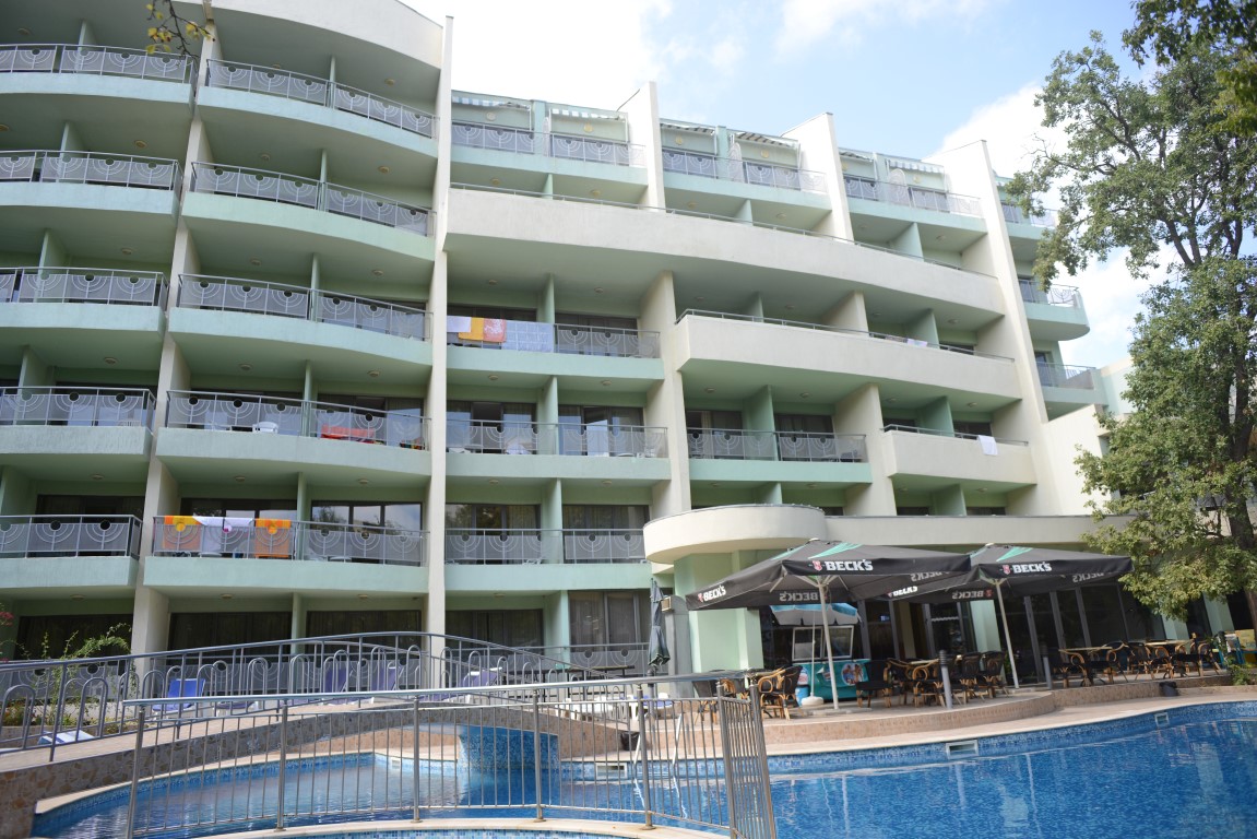 PERUNIKA_HOTEL_GOLDEN_BEACH_NISIPURILE_DE_AUR_BULGARIA_AIR_TOUR_TRAVEL